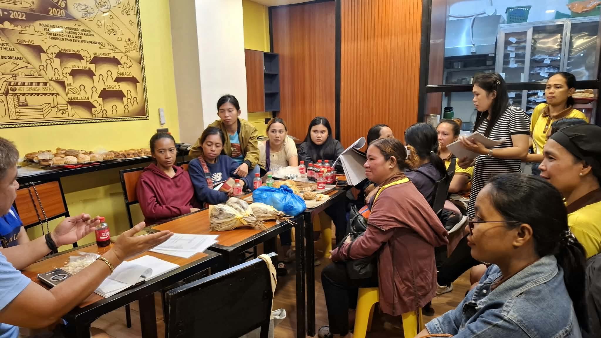 Founder Marcelo Ochia discussing the BECC cooperative vision with BreadBite employees